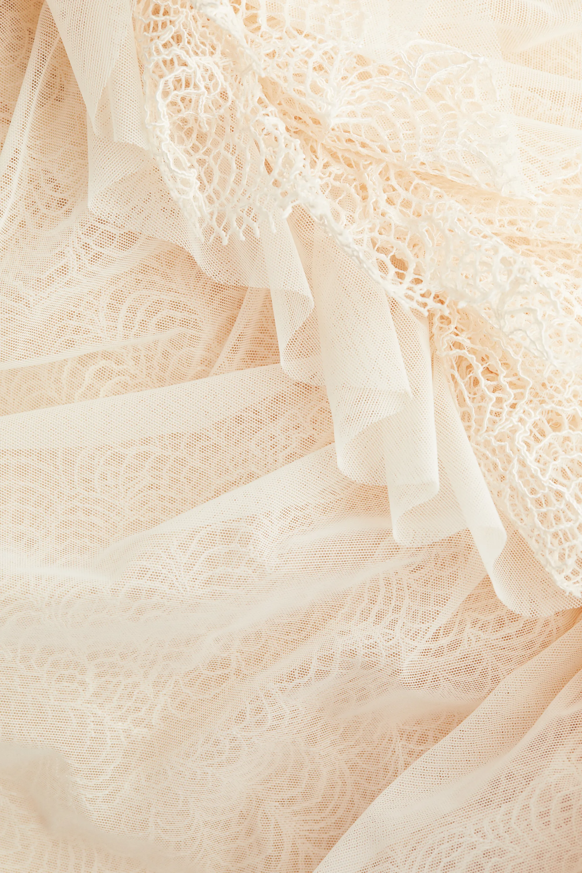 Robe en dentelle à effet ruché - Crème