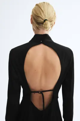 Open-back satin twill dress - Noir — photo 3