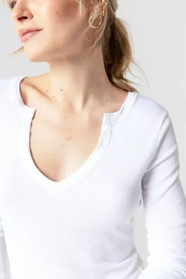 T-shirt en viscose et élasthanne — photo 4