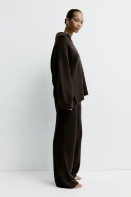 Pull en maille fine avec col - Marron foncé — photo 2