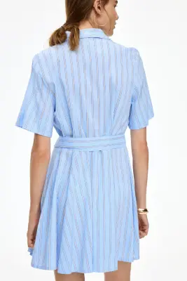 Robe chemise avec ceinture à nouer - Bleu clair/rayé — photo 3