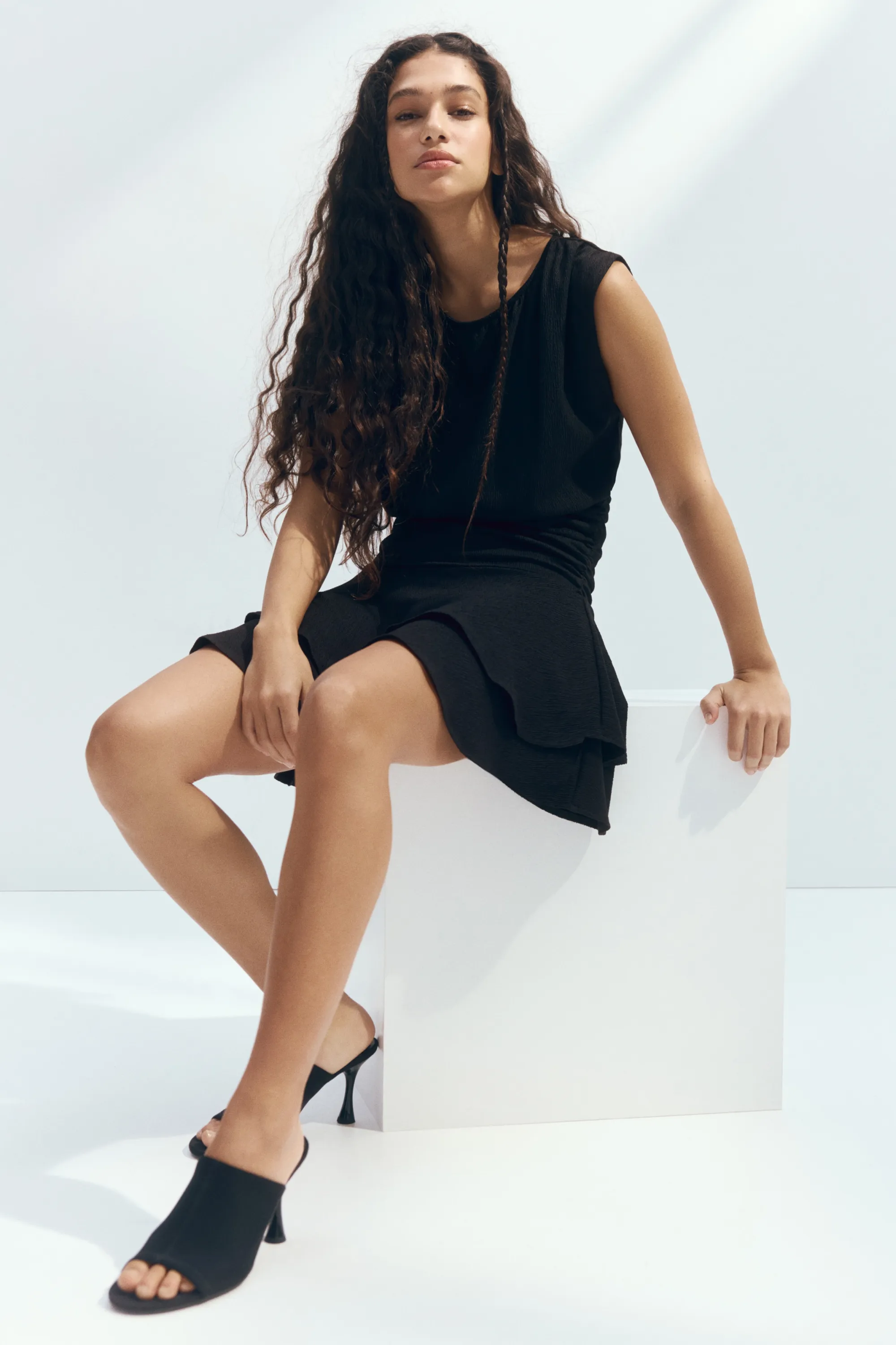 Robe froissée à étages - Noir