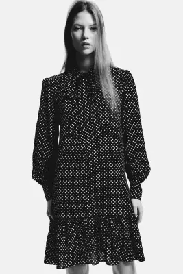 Robe tunique avec col lavallière - Noir/pois — photo 2