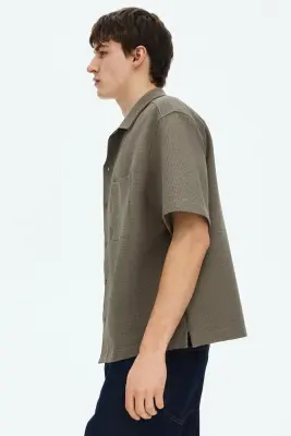 Chemise gaufrée Relaxed Fit avec col cubain - Vert kaki — photo 4