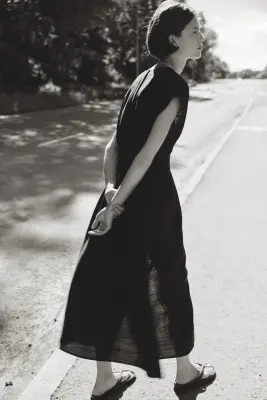 Robe midi à boutons - Noir — photo 4