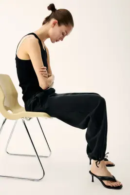 Pantalon en denim avec jambes ballon - Noir — photo 1