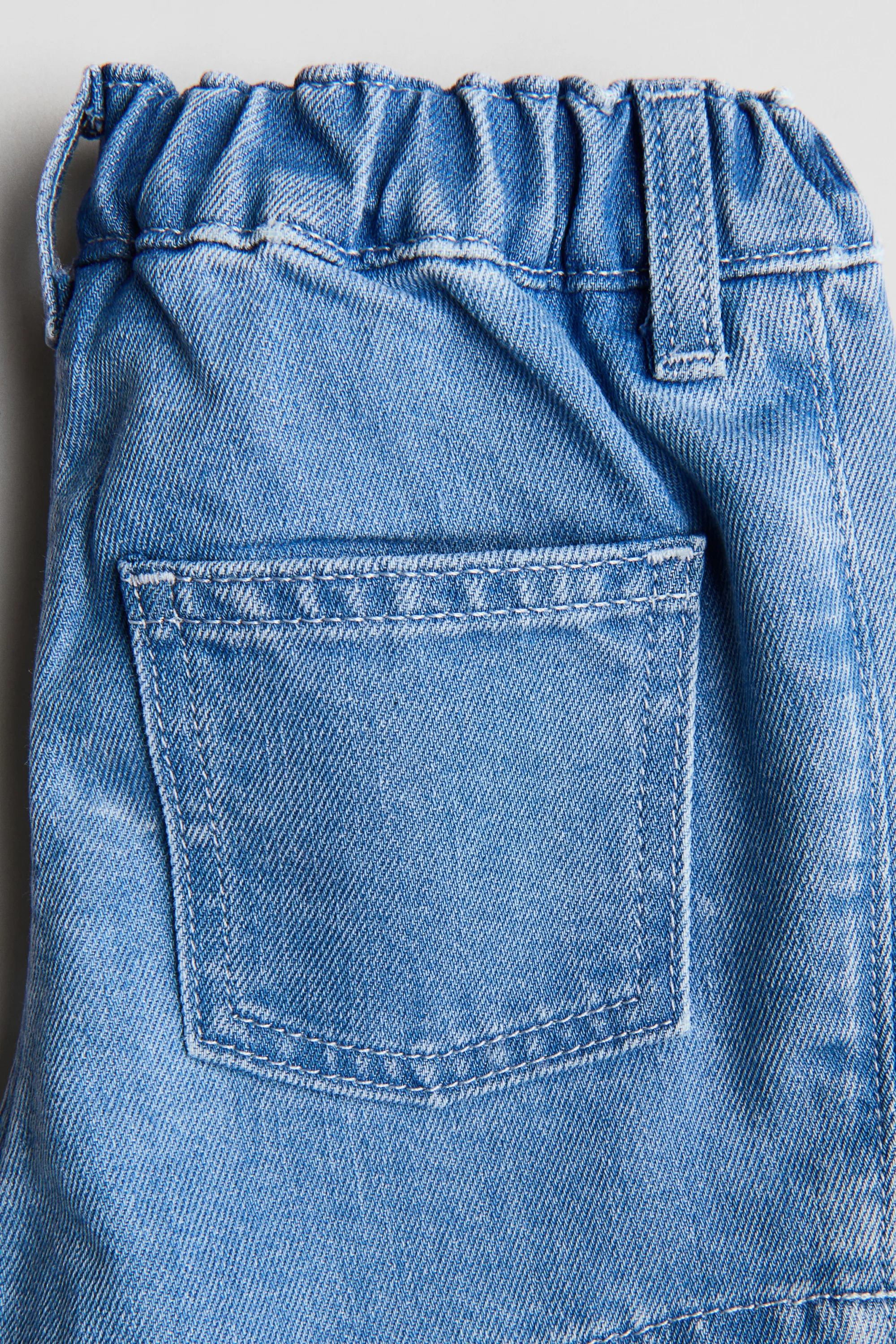 Jupe-short en denim avec détails brodés - Bleu denim/fruits