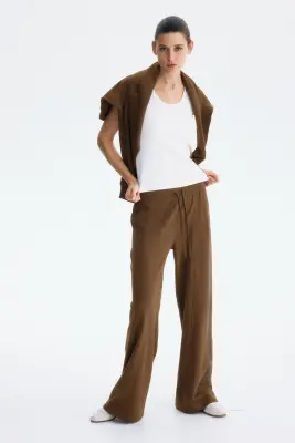 Pantalon jogger à jambes larges - Marron foncé — photo 1